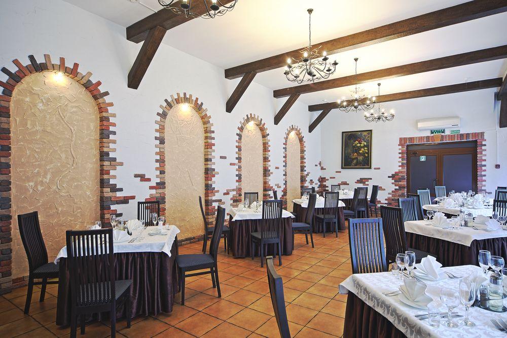 Tourist Hotel Minsk Extérieur photo
