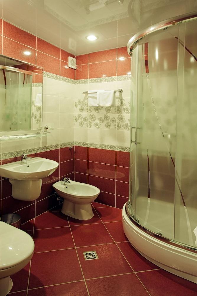 Tourist Hotel Minsk Extérieur photo