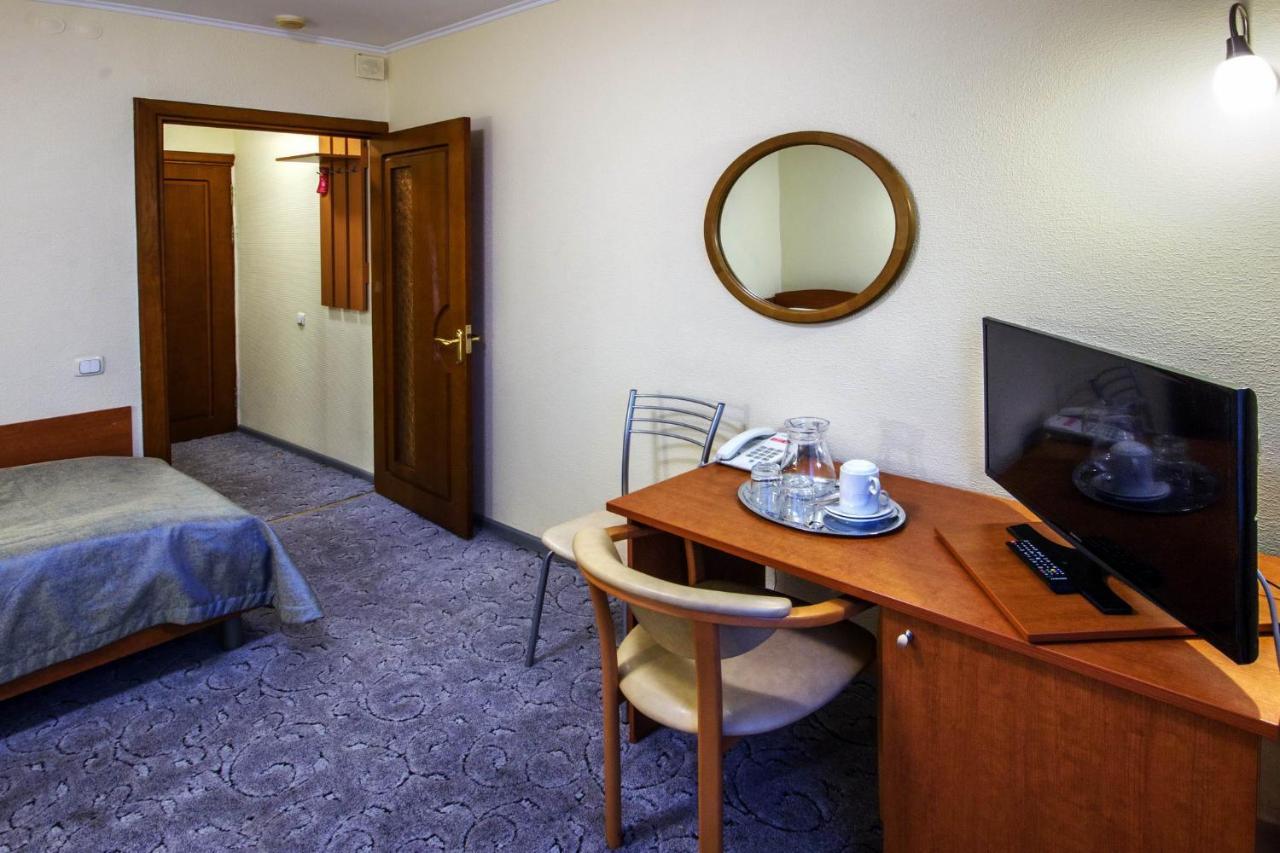 Tourist Hotel Minsk Extérieur photo