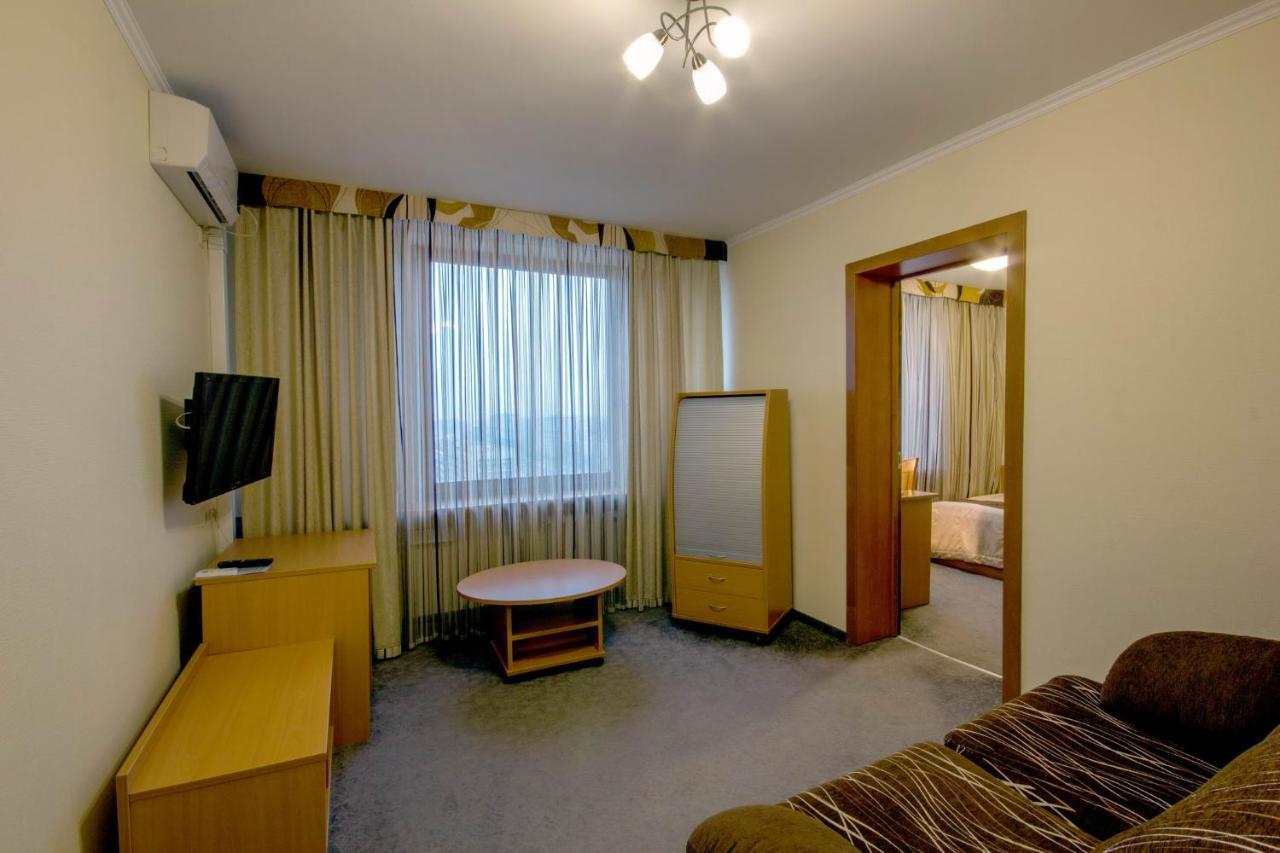 Tourist Hotel Minsk Extérieur photo